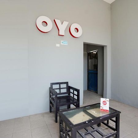 Oyo 1316 Mentari Family Homestay Probolinggo Extérieur photo