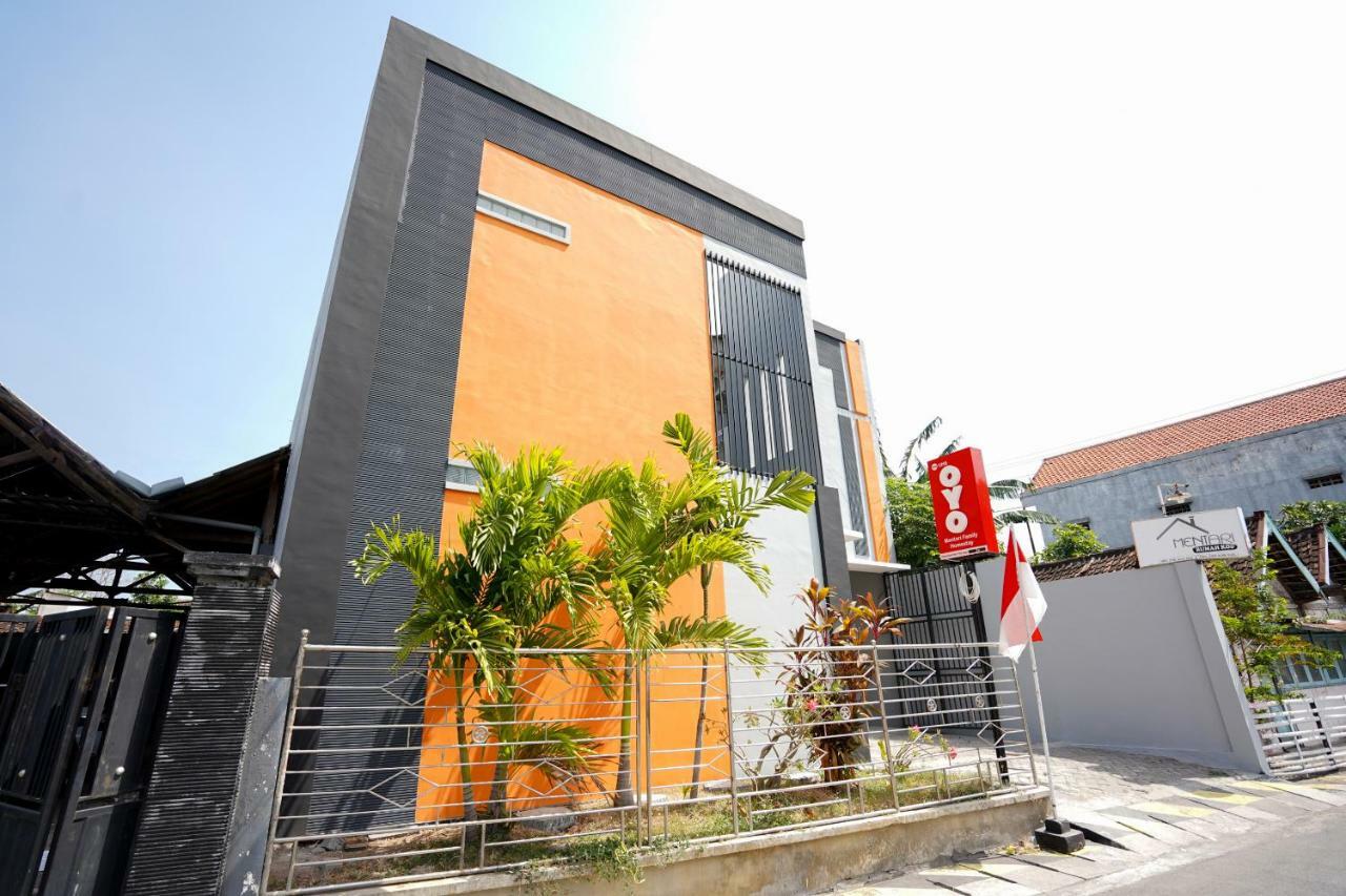 Oyo 1316 Mentari Family Homestay Probolinggo Extérieur photo