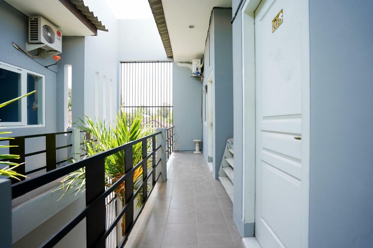 Oyo 1316 Mentari Family Homestay Probolinggo Extérieur photo